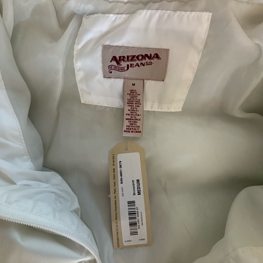 Arizona Jean Co. White Puffer Jacket with Removable Faux Fur Hood - Picture 3 of 6